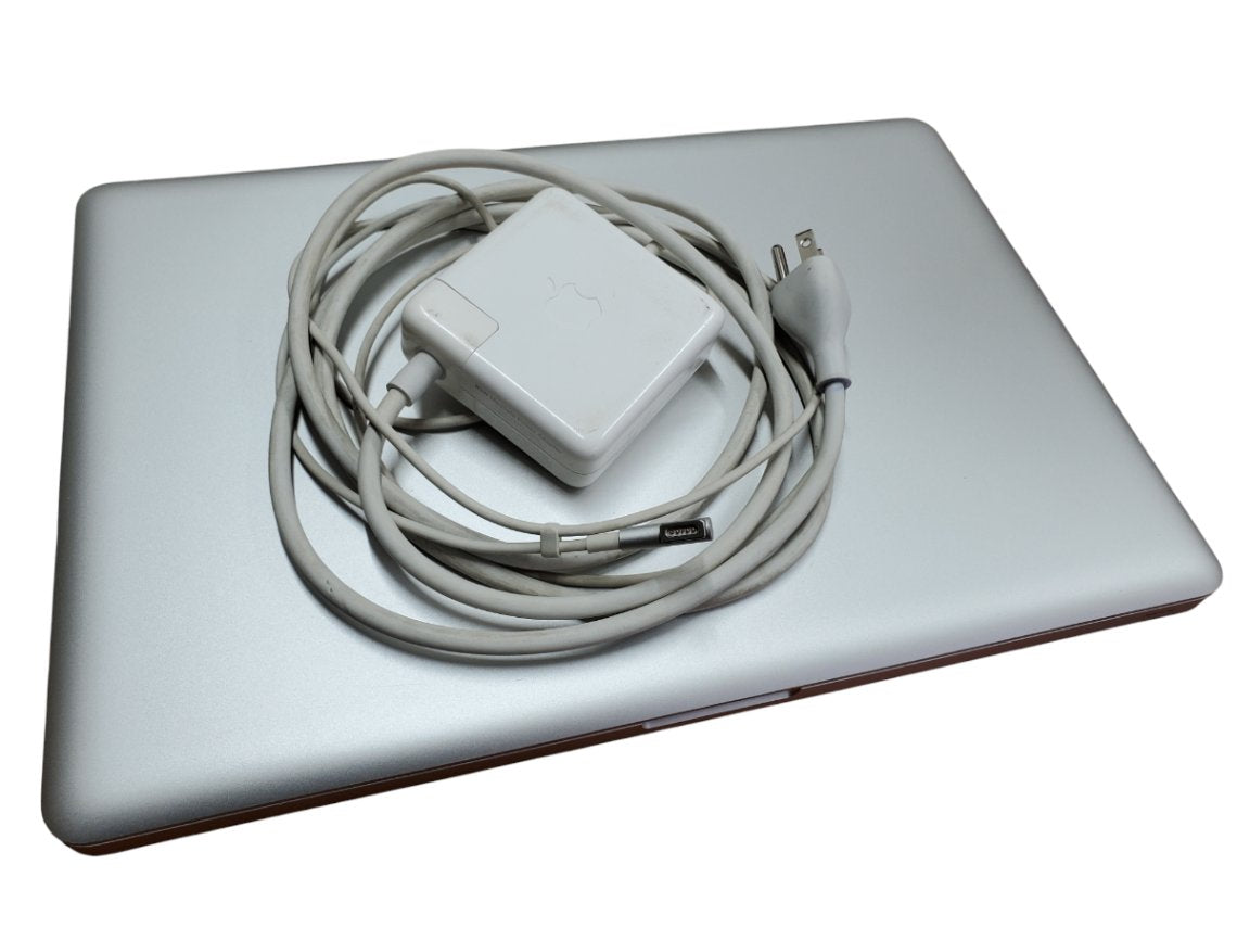 MacBook Pro 15" Mid 2012 i7 Cuatro Nucleos - 8GB Ram - Graficos 1.5GB 256GB SSD